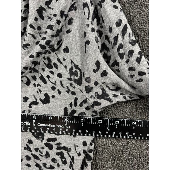Chico's Zenergy Animal-Print Tunic Top Womens Size 12/14 Gray Brushed Fleece - Picture 5 of 5